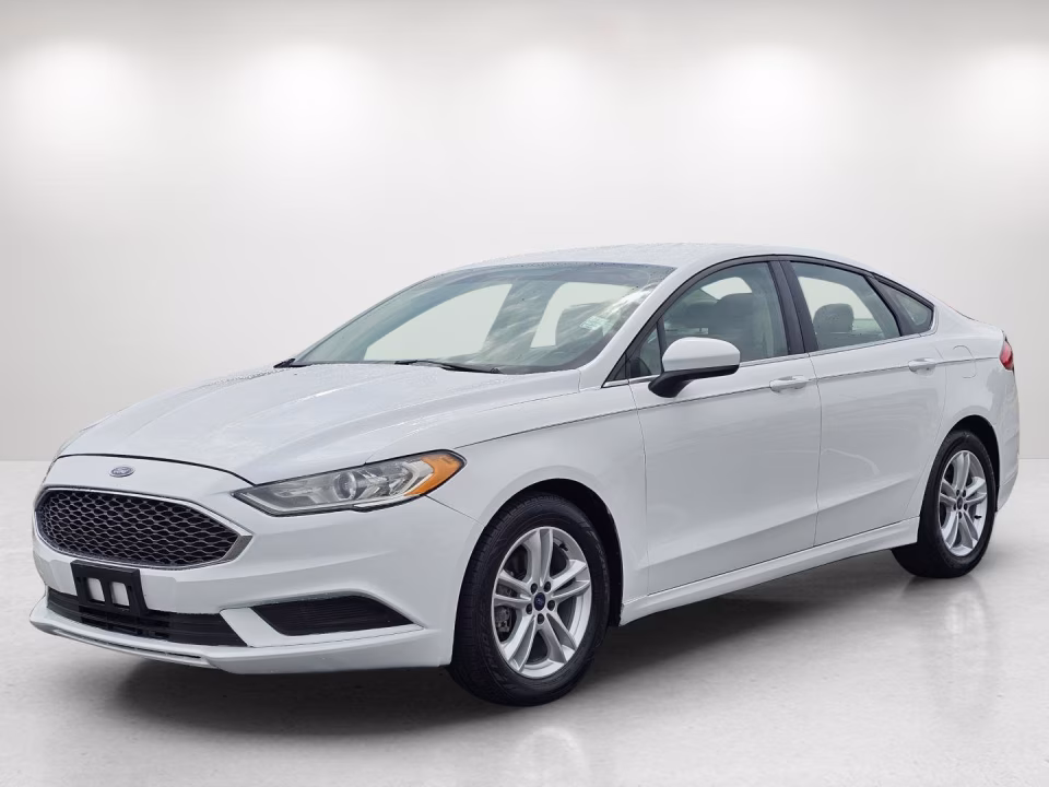2018 Ford Fusion SE FWD's photo