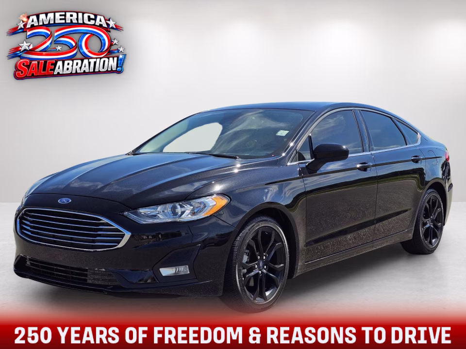 2019 Ford Fusion SE FWD's photo