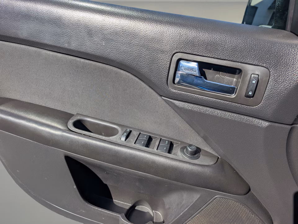 2012 Ford Fusion SE - Photo 10