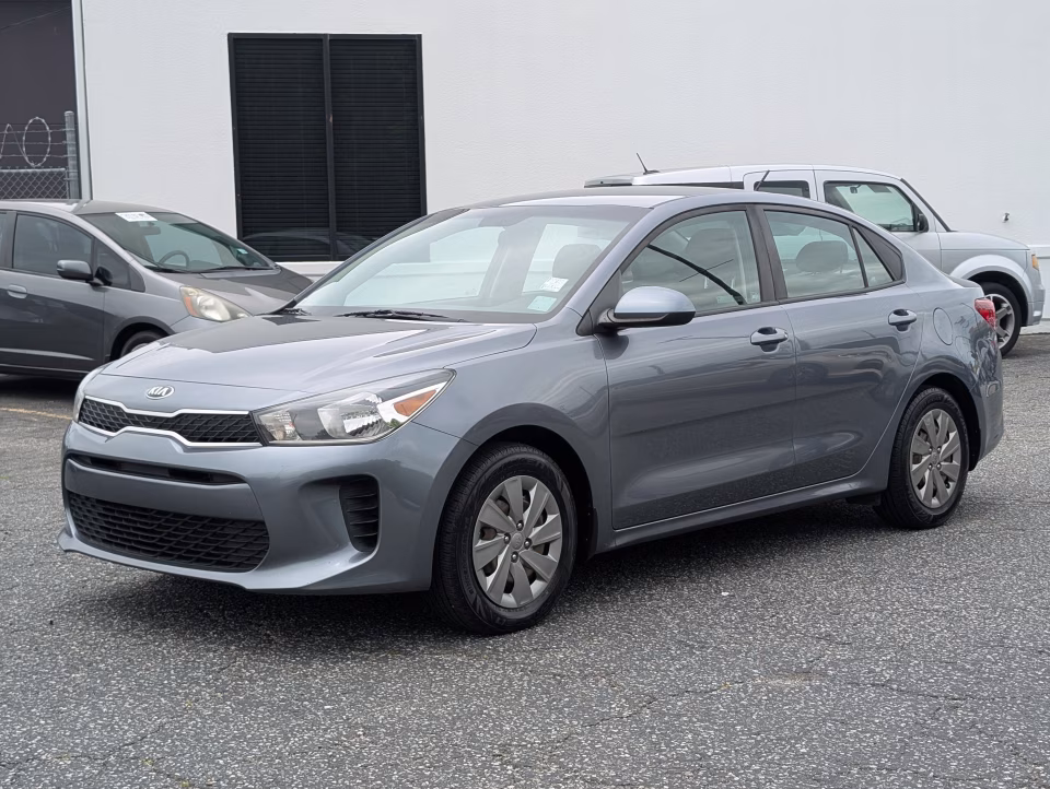 2019 Kia Rio S AT's photo