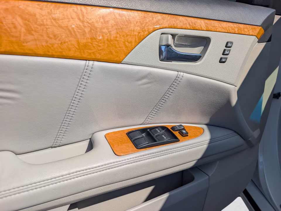 2007 Toyota Avalon Limited - Photo 10